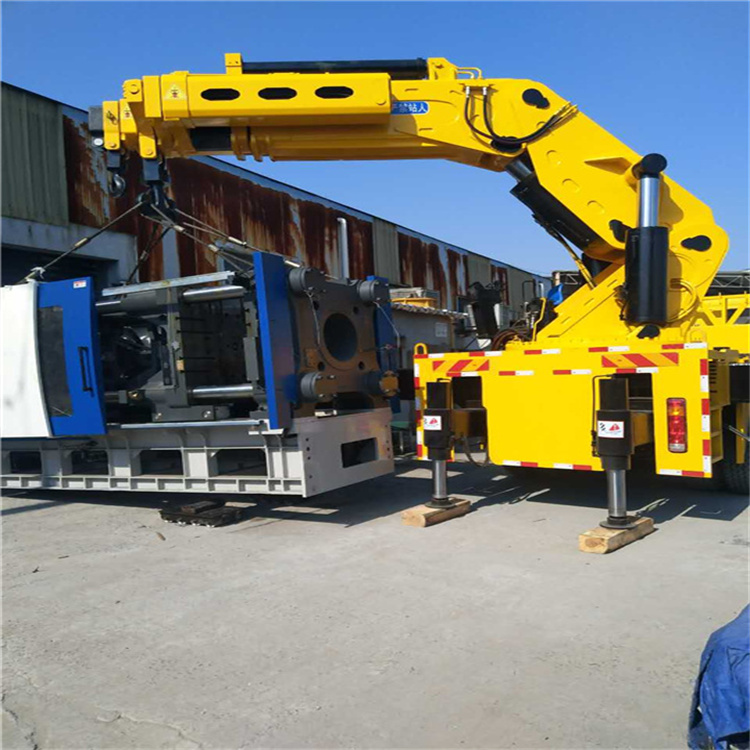 卫辉 大吨位折臂吊出租费用解析：一小时租赁多少钱