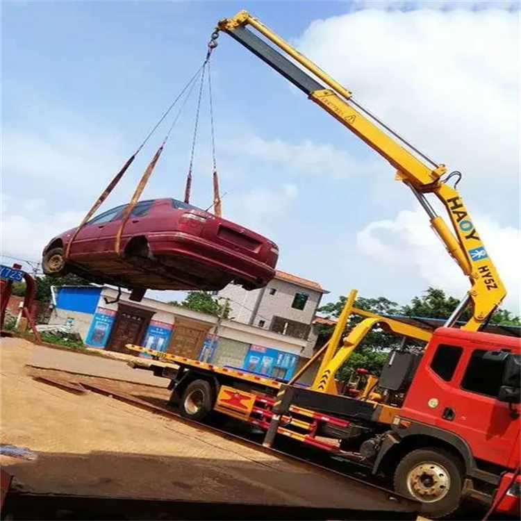 卫辉吊车救援小汽车怎么吊