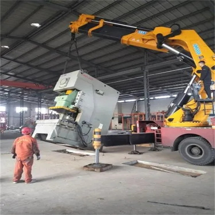 卫辉80吨折臂吊车出租附近电话