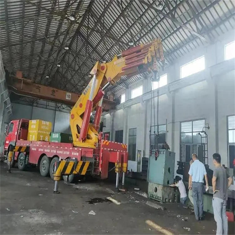 卫辉速查！附近自卸吊车租赁电话及租赁全攻略